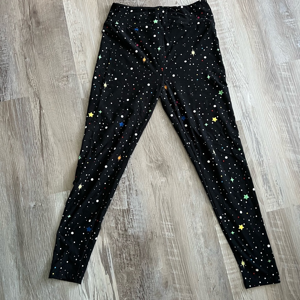 Lularoe buttery soft one size leggings stars